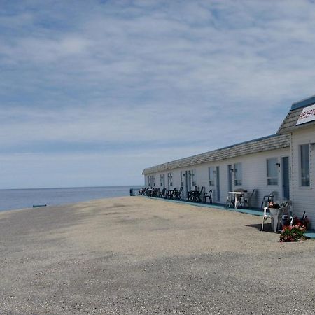 Motel Le Noroit L'Anse-au-Griffon Экстерьер фото