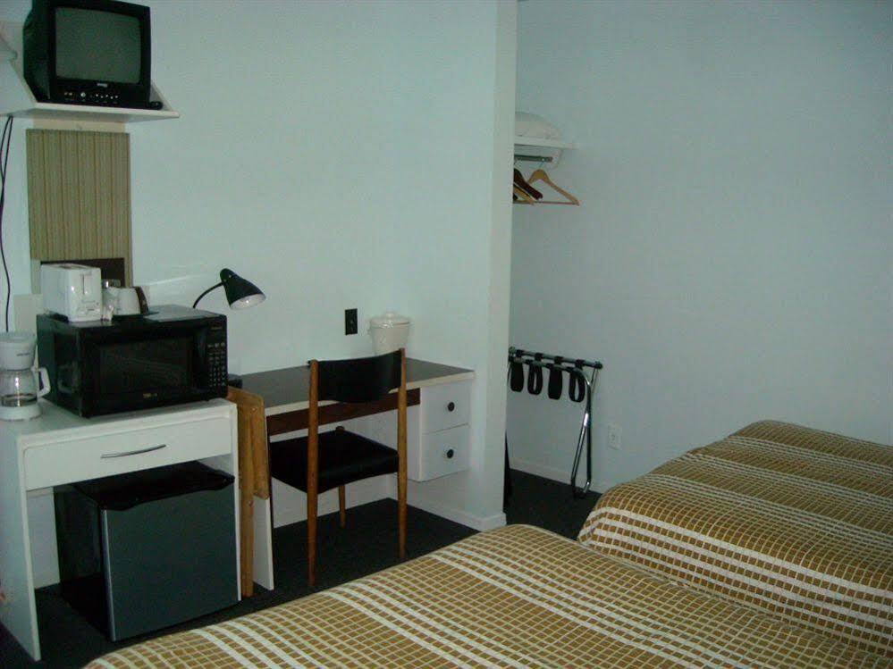 Motel Le Noroit L'Anse-au-Griffon Экстерьер фото